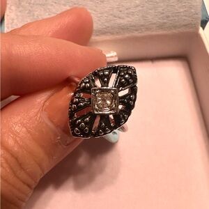 Elegant Silver Women's Ring